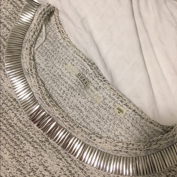 Grey guess top - Picture 3 of 3